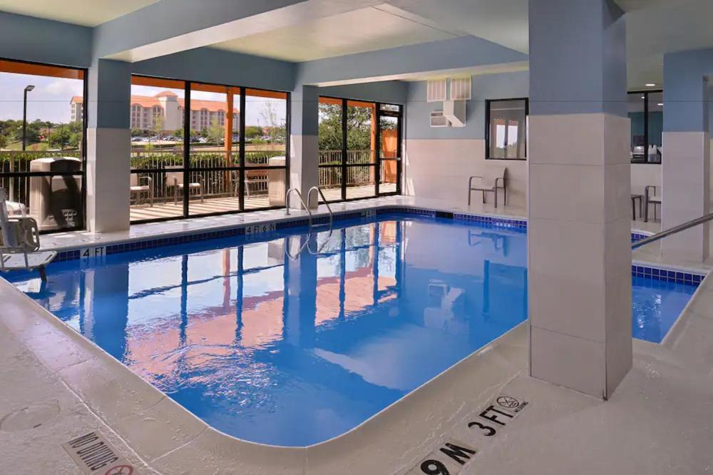 Holiday Inn Express Hotel And Suites Mesquite By Ihg Екстериор снимка