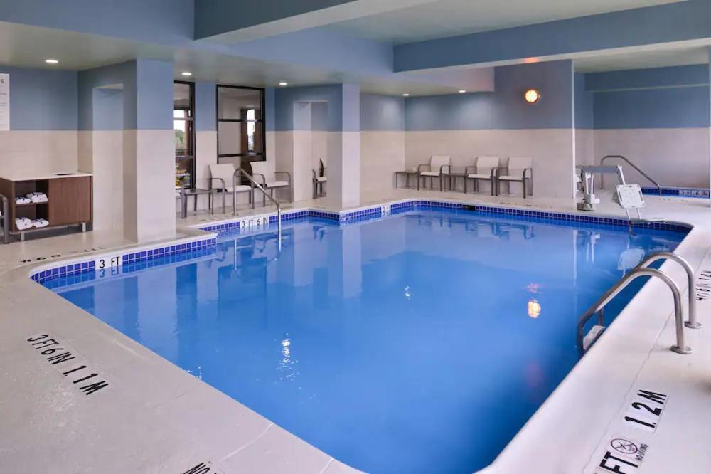 Holiday Inn Express Hotel And Suites Mesquite By Ihg Екстериор снимка