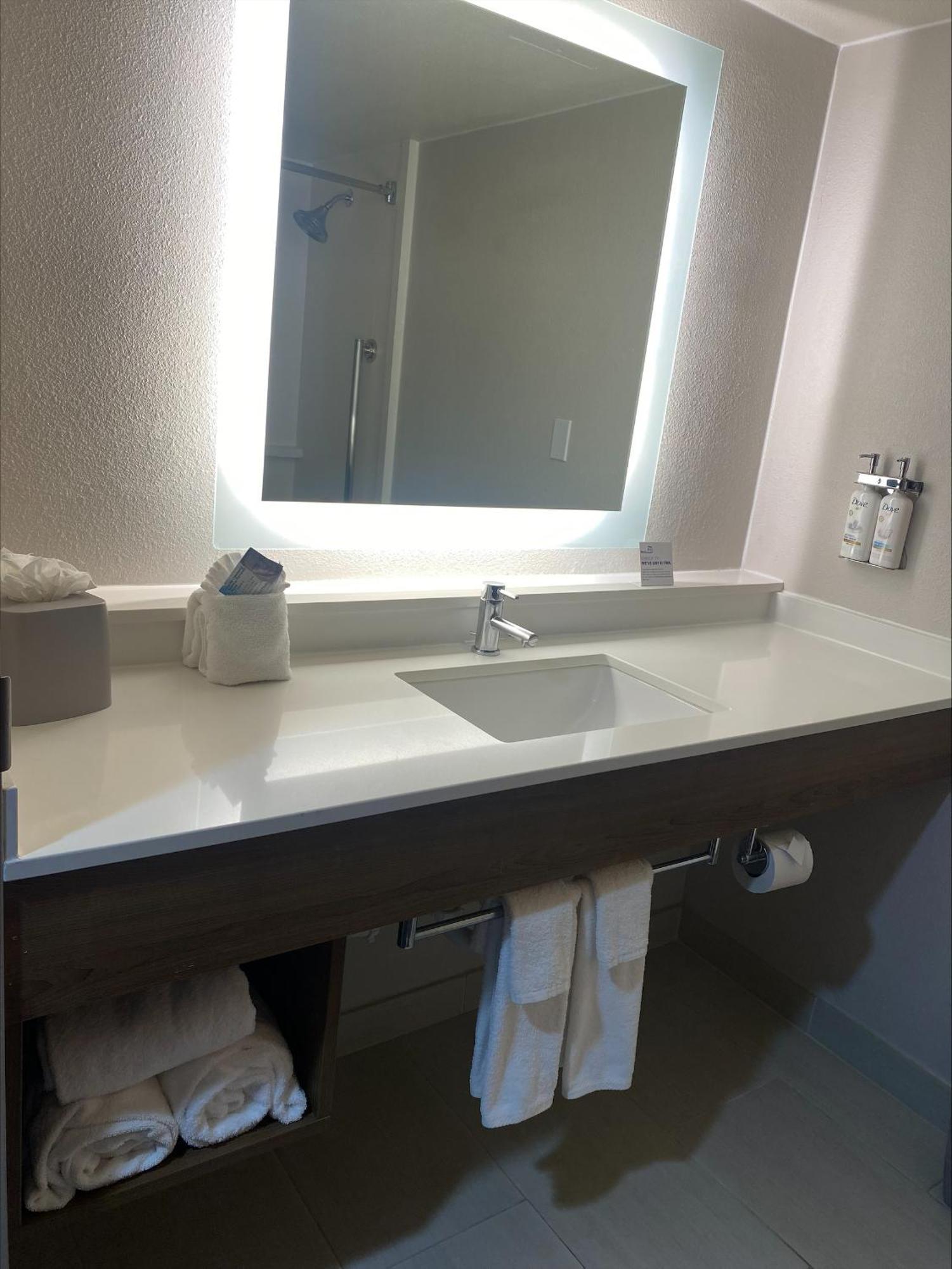 Holiday Inn Express Hotel And Suites Mesquite By Ihg Екстериор снимка