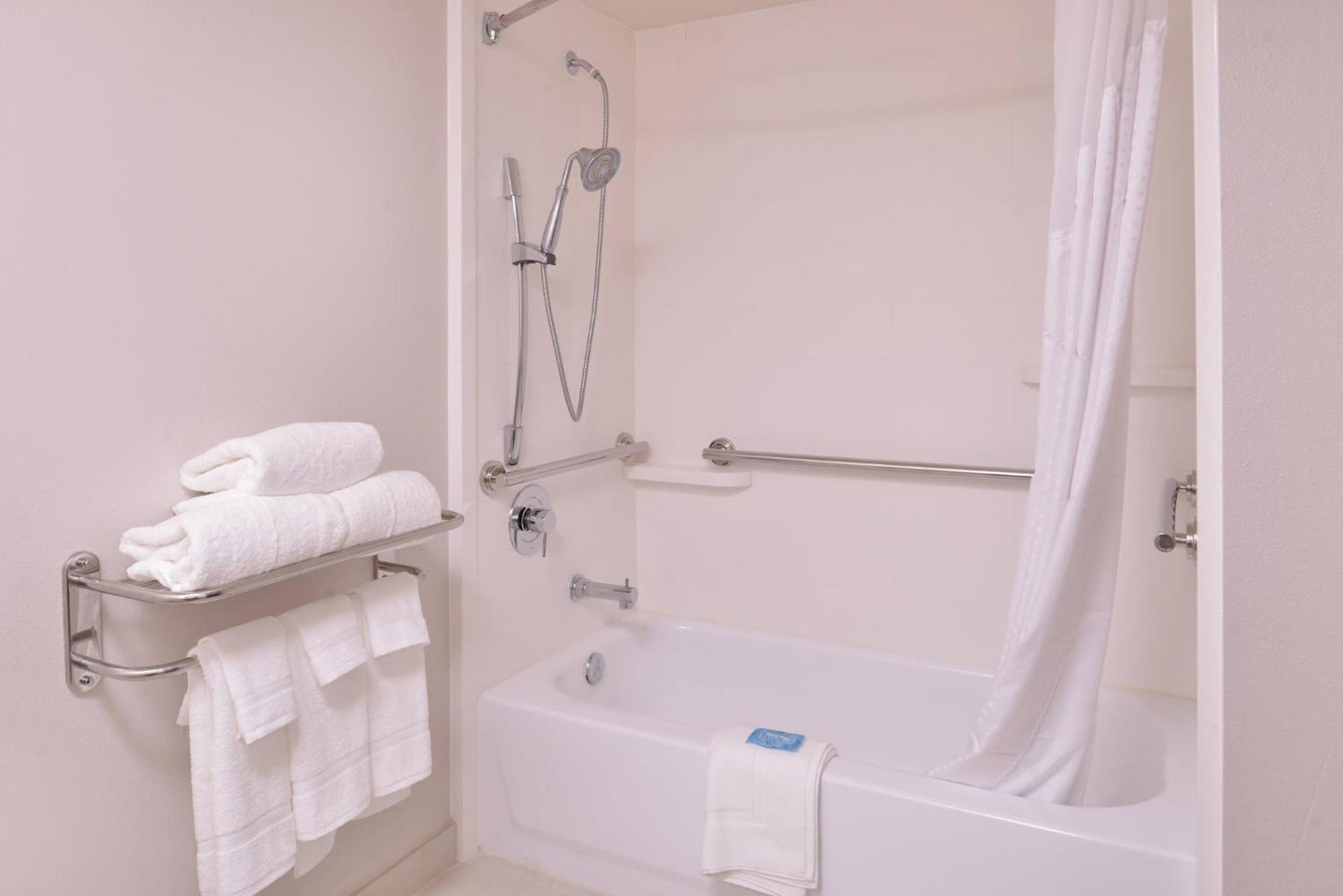 Holiday Inn Express Hotel And Suites Mesquite By Ihg Екстериор снимка
