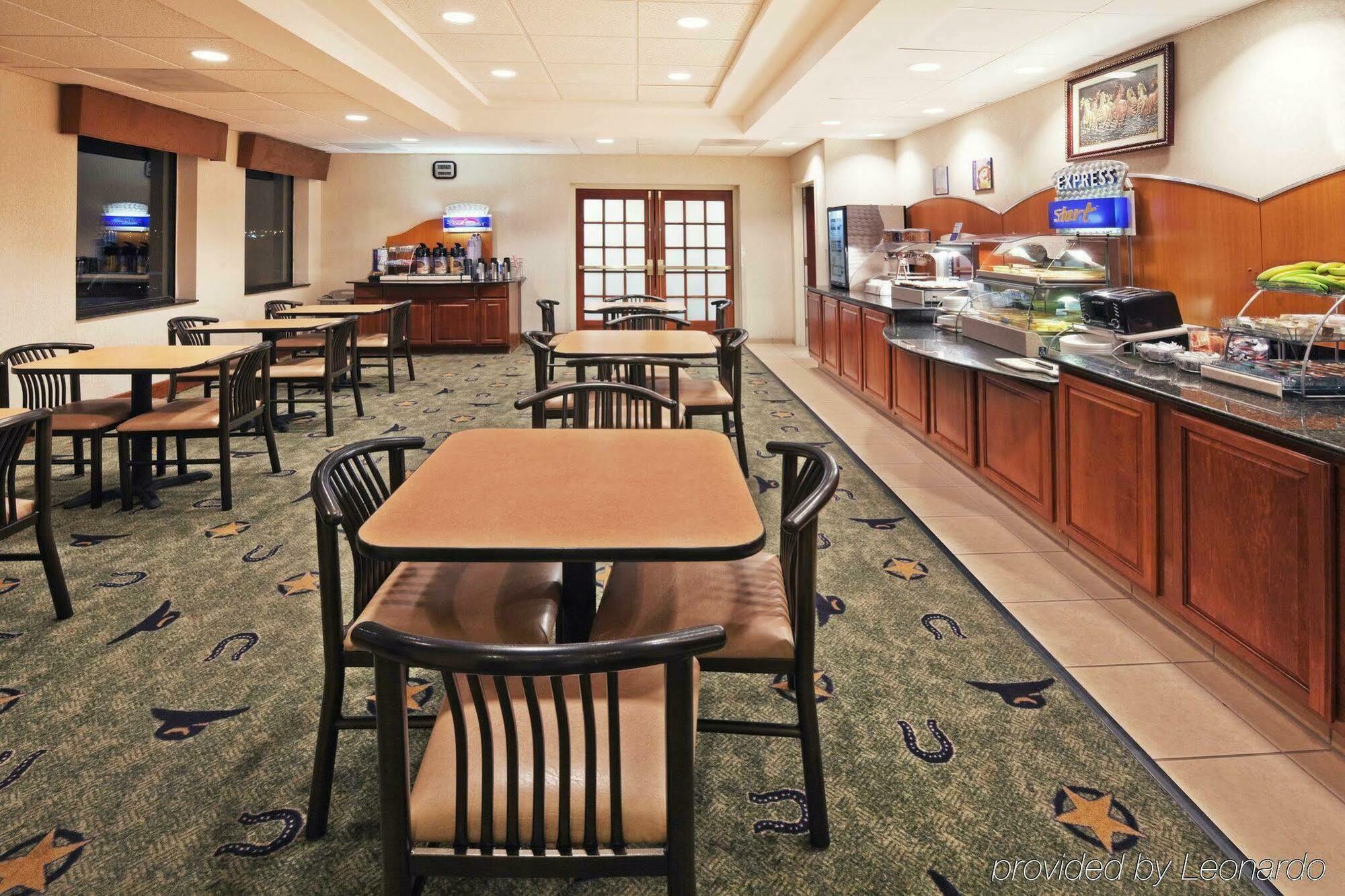 Holiday Inn Express Hotel And Suites Mesquite By Ihg Екстериор снимка